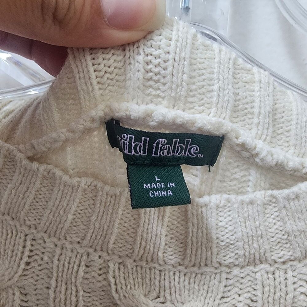 Wild Fable Womens Cream Cable Knit American Flag Crewneck Sweater Large Nwot - Picture 3 of 5